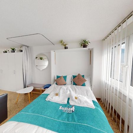 Ueber Den Daecher Von Chur Apartment Luaran gambar