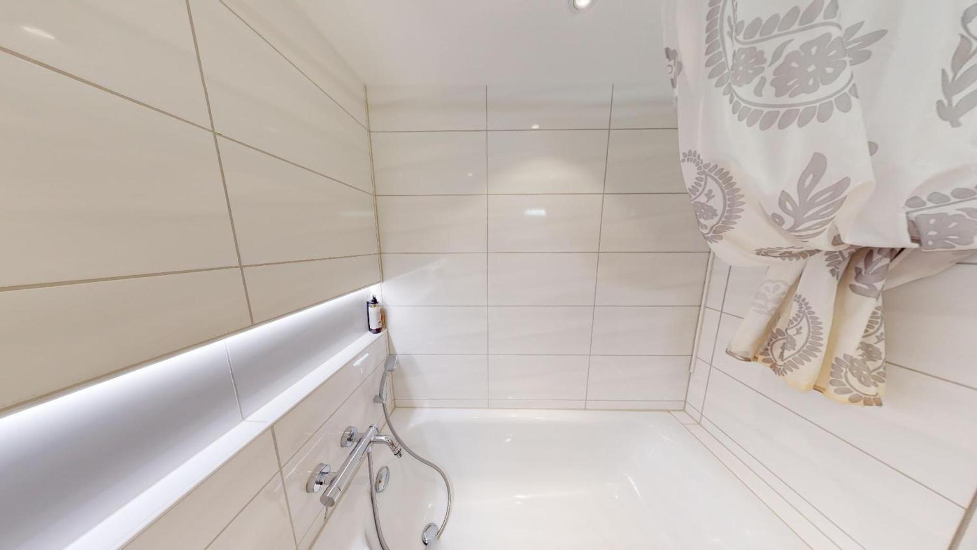 Ueber Den Daecher Von Chur Apartment Luaran gambar